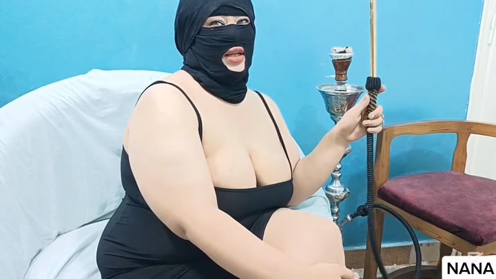 شرموطة مصرية تتناك من زوج بنتها فى طيزها وكسها واحلى اهات سكس عربي مصرى بصوت واضح