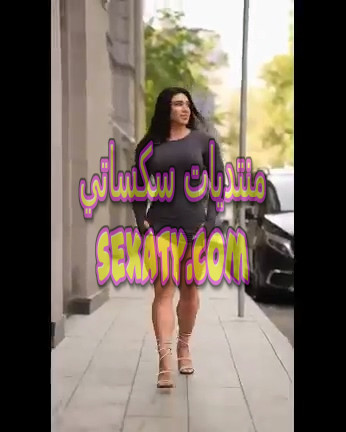 فتيات مثيرات بأفخاد قوية وسيقان جذابة وسكسية